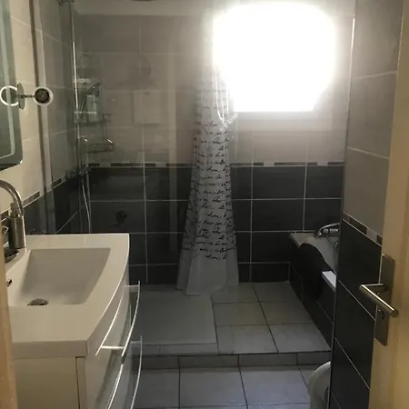 Mamamia T4 Avec Piscine Proche Commerce Au Pied Des Cevennes * Laroque (Herault)