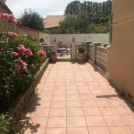 Mamamia T4 Avec Piscine Proche Commerce Au Pied Des Cevennes Holiday home *
