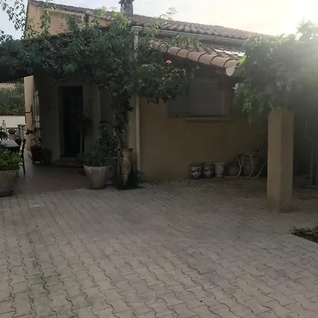 Holiday home Mamamia T4 Avec Piscine Proche Commerce Au Pied Des Cevennes *